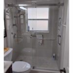 Sistema de Dos Puertas Corredizas de Vidrio 1